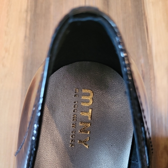 MTNY Black Patent Leather Women's Wedge Shoe with Buckle Detail, Size 7 - Picture 6 of 14